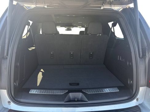 Certified 2025 GMC Yukon XL Denali AWD/4WD image 19