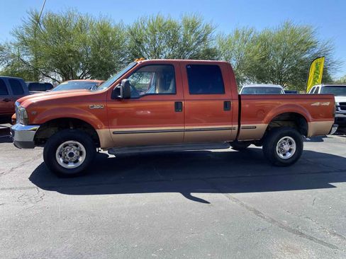 Used 1999 Ford F350 Lariat image 2
