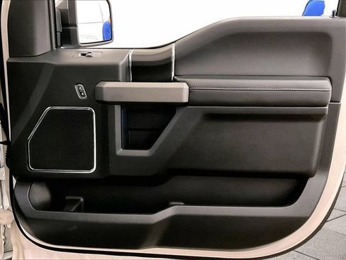 Used 2018 Ford F150 Platinum w/ Equipment Group 701A Luxury AWD/4WD image 23