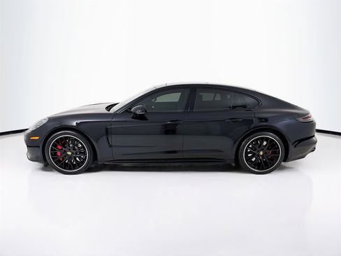 Used 2020 Porsche Panamera GTS image 5