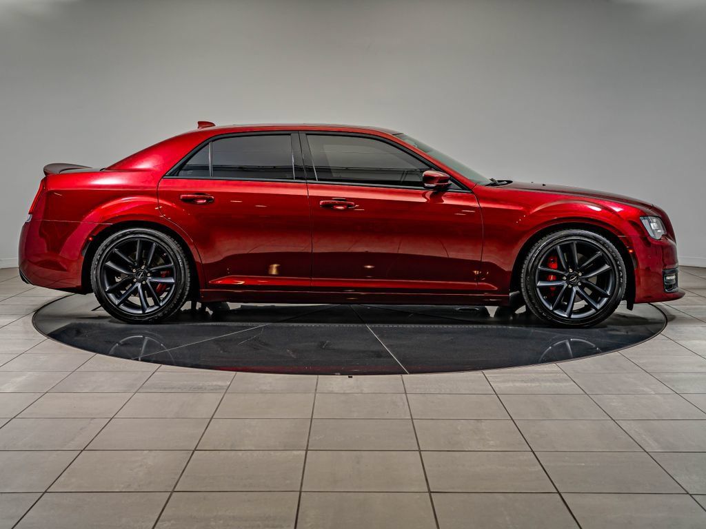 Used 2023 Chrysler 300 C RWD image 11