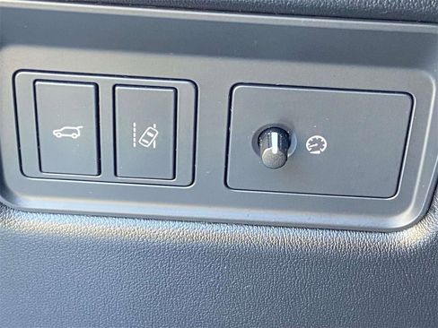 Used 2017 Land Rover Range Rover Sport Supercharged image 30