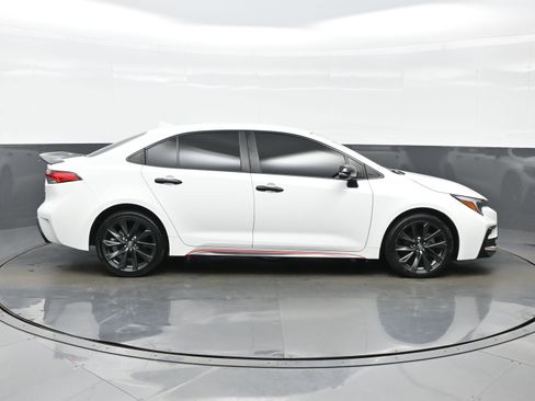 Used 2023 Toyota Corolla SE FWD image 7