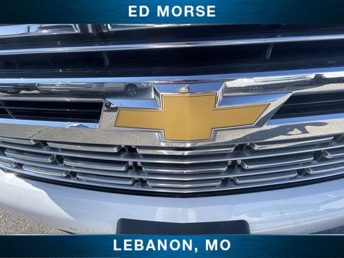 Used 2023 Chevrolet Suburban Premier image 31