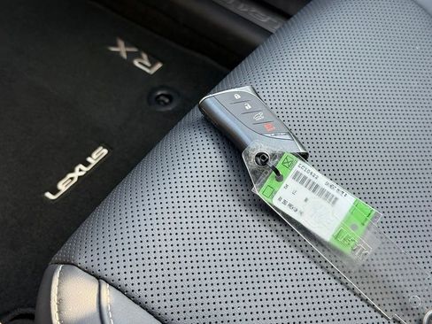 Certified 2025 Lexus RX 350 Premium w/ Accessory Package (Z1) FWD image 42