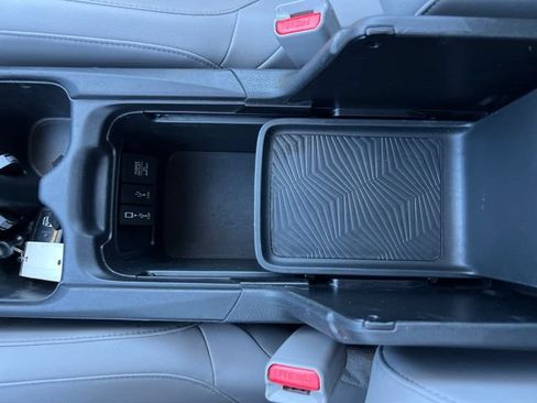 Used 2017 Honda CR-V EX-L image 25