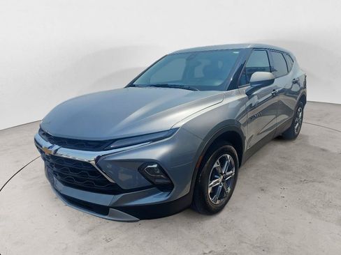 Used 2025 Chevrolet Blazer LT FWD image 7