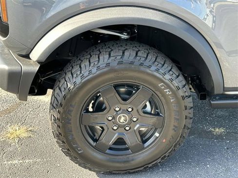 Used 2025 Ford Bronco Big Bend w/ Black Diamond Package image 9