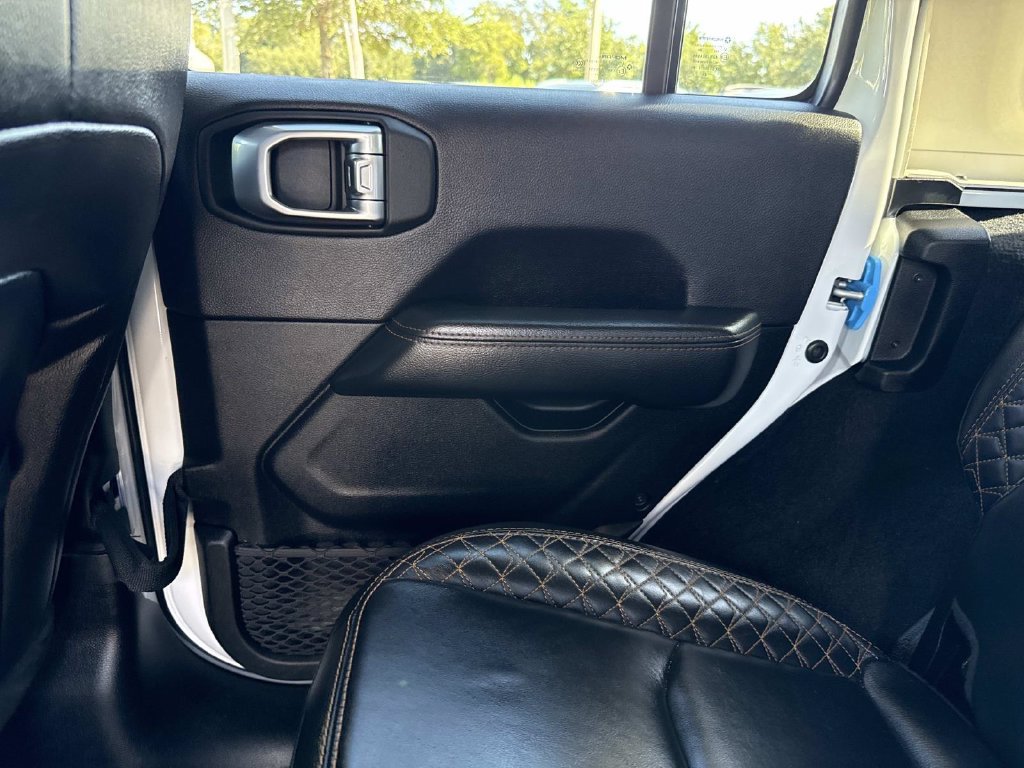 Used 2021 Jeep Wrangler Unlimited Sahara AWD/4WD image 20