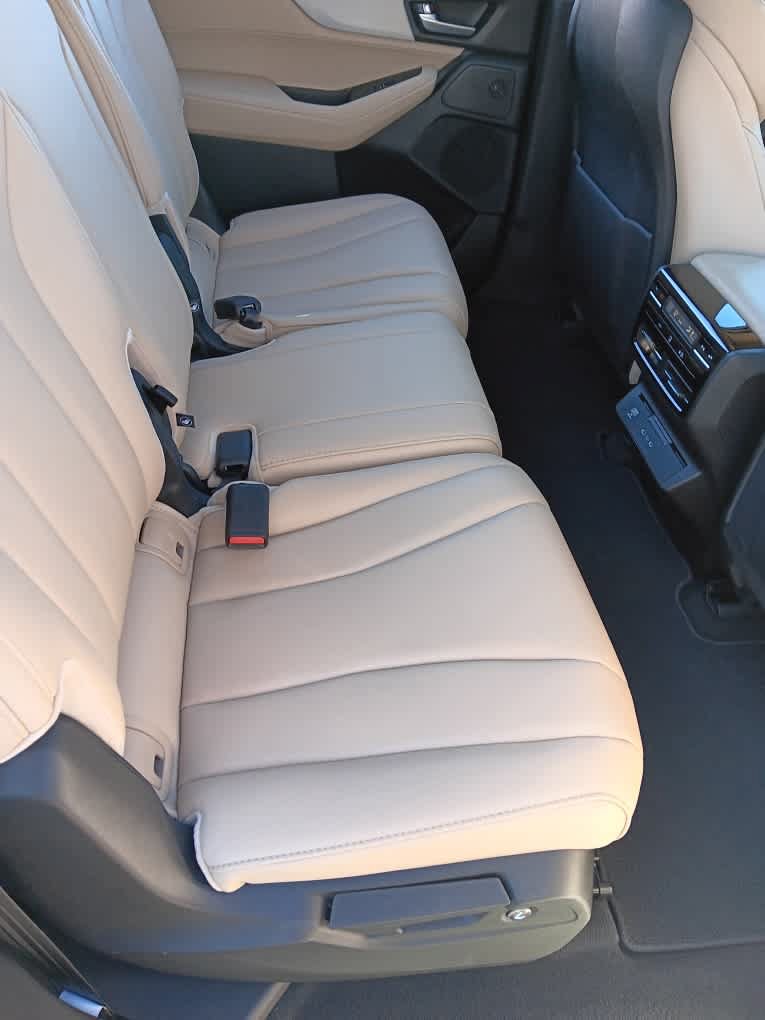 Used 2026 Acura MDX SH-AWD image 15