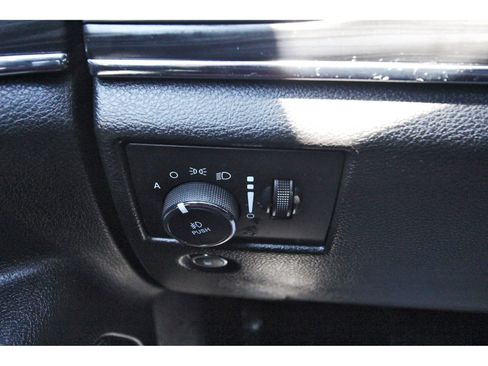 Used 2021 Jeep Grand Cherokee Limited RWD image 18