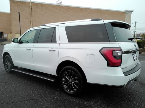 Used 2021 Ford Expedition Max Limited image 5