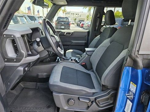 Used 2022 Ford Bronco Big Bend AWD/4WD image 3