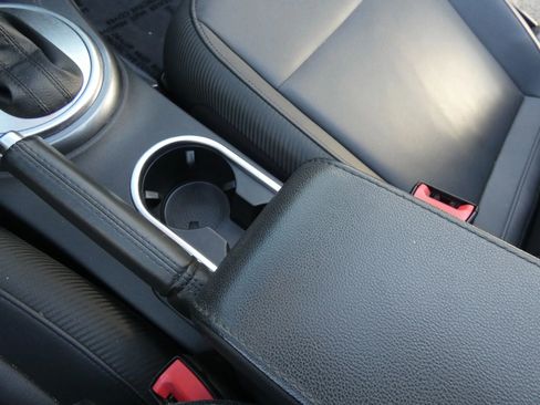 Used 2018 Volkswagen Beetle 2.0T S image 50