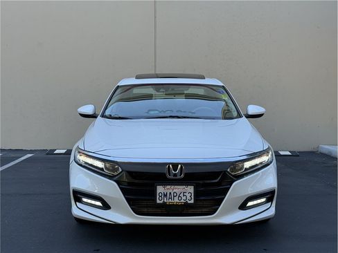 Used 2019 Honda Accord EX image 2