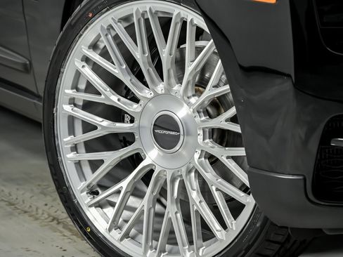 Used 2022 Rolls-Royce Cullinan image 4