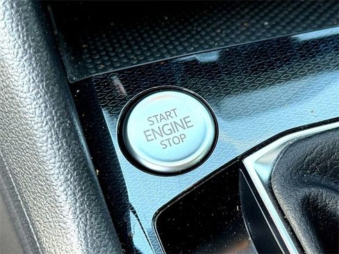 Used 2025 Volkswagen Taos S image 19