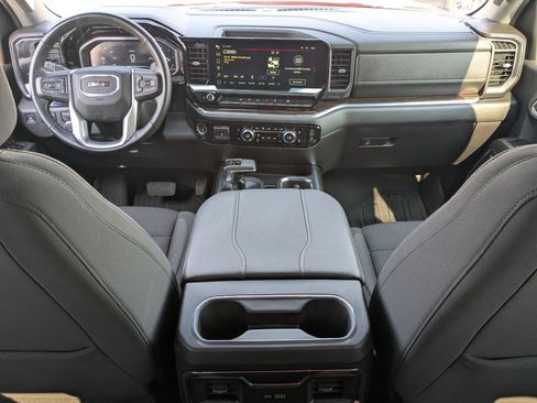 Used 2024 GMC Sierra 1500 Elevation w/ Preferred Package AWD/4WD image 32