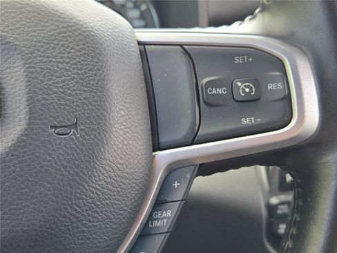 Used 2022 RAM 1500 Big Horn AWD/4WD image 35
