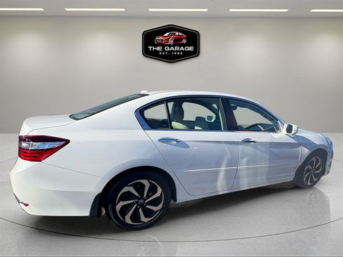 Used 2016 Honda Accord EX-L image 8