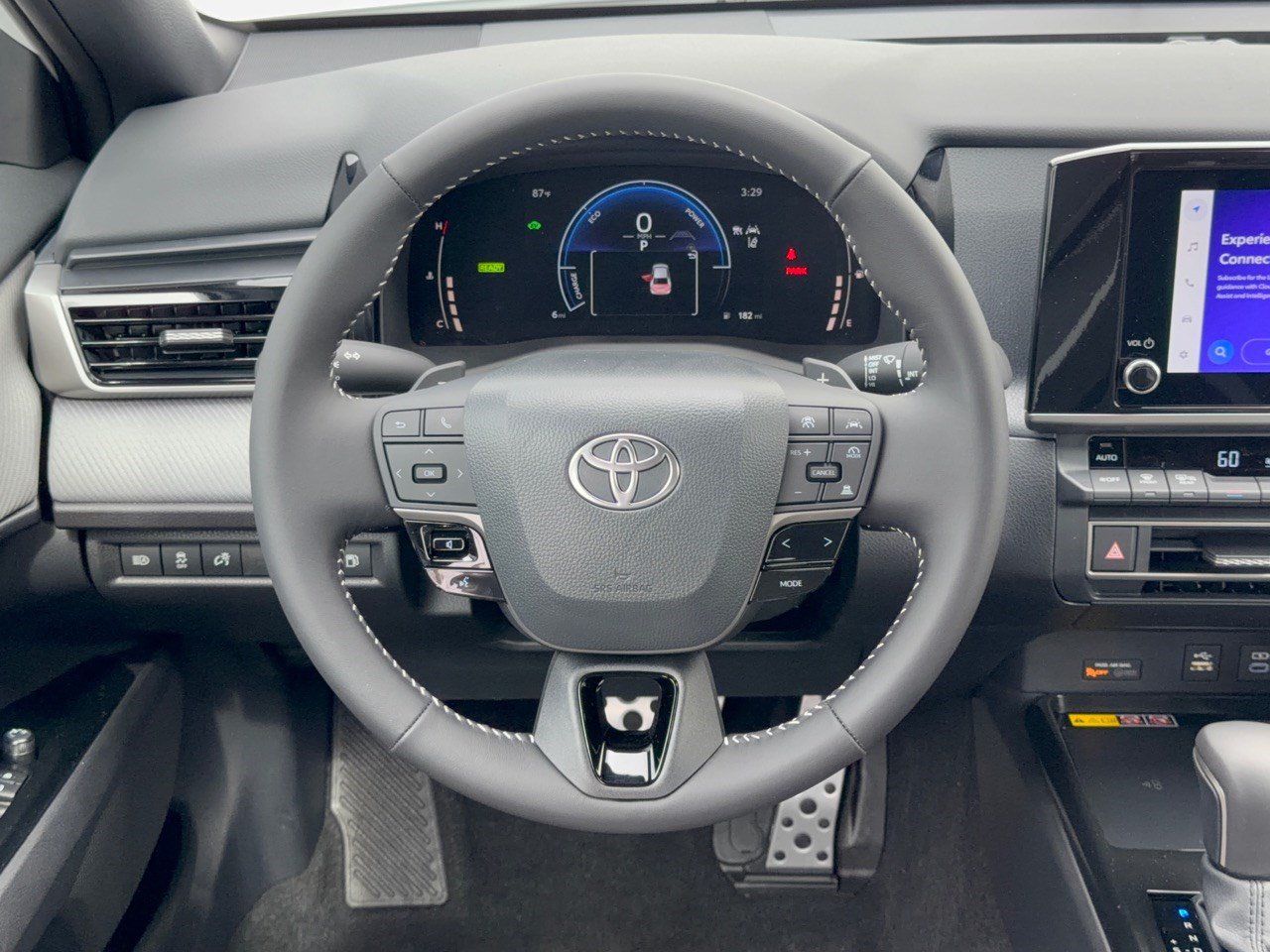 Used 2026 Toyota Camry SE FWD image 10