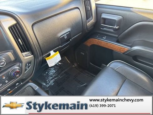 Used 2017 Chevrolet Silverado 1500 High Country image 53