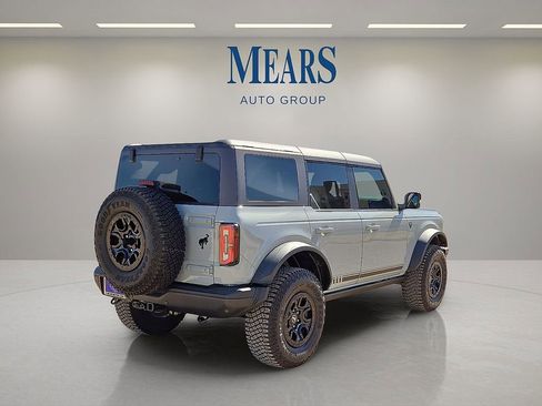 Used 2021 Ford Bronco First Edition image 5