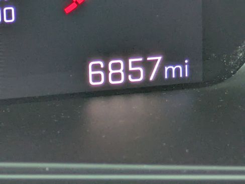 Used 2025 Chevrolet Colorado Trail Boss image 19