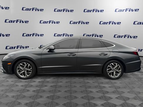 Used 2023 Hyundai Sonata SEL w/ Preferred Accessory Package FWD image 2