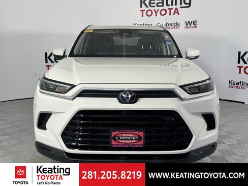 Certified 2024 Toyota Grand Highlander XLE image 11