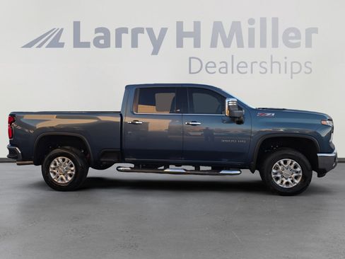 New 2026 Chevrolet Silverado 3500 LTZ w/ LTZ Premium Package image 6