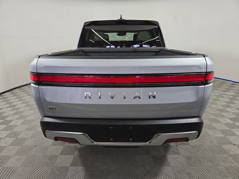 Used 2024 Rivian R1T Adventure AWD/4WD image 4