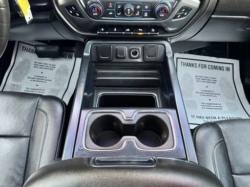 Used 2017 Chevrolet Silverado 1500 LTZ Z71 image 29