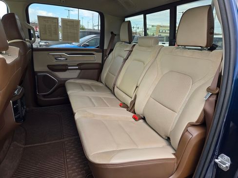 Used 2022 RAM 1500 Laramie AWD/4WD image 31