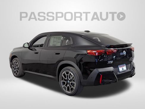 New 2026 BMW X2 xDrive28i w/ Convenience Package AWD/4WD image 4