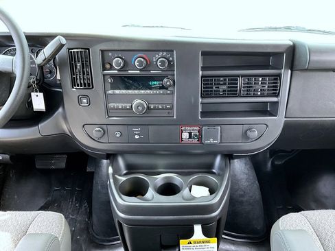 New 2026 Chevrolet Express 3500 Extended RWD image 12