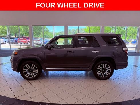 Used 2014 Toyota 4Runner Limited AWD/4WD image 4