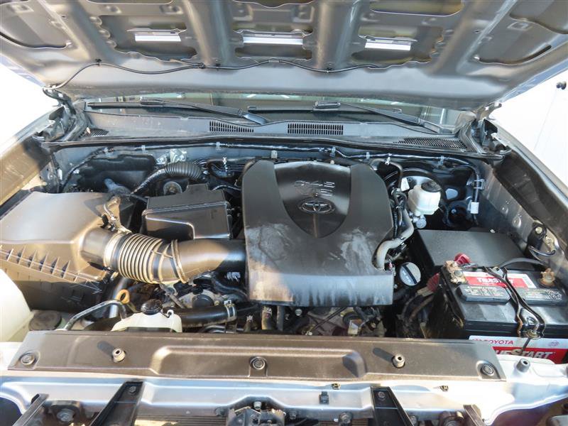 Used 2021 Toyota Tacoma TRD Sport AWD/4WD image 30
