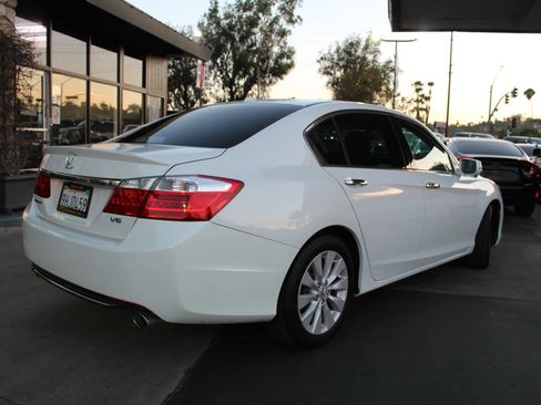 Used 2015 Honda Accord EX-L image 5