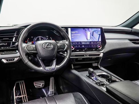 Used 2024 Lexus RX 500h F Sport image 5