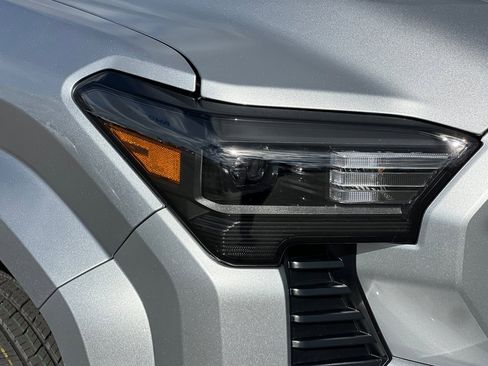 New 2026 Toyota Tacoma SR5 image 30