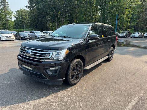 Used 2020 Ford Expedition Max XLT w/ Equipment Group 202A AWD/4WD image 5
