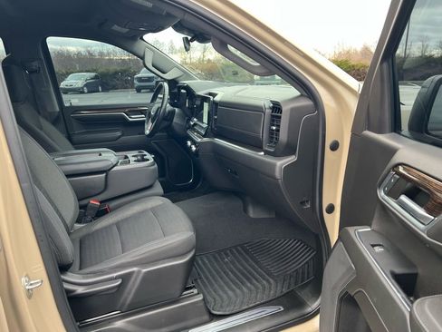 Used 2022 GMC Sierra 1500 Elevation image 10