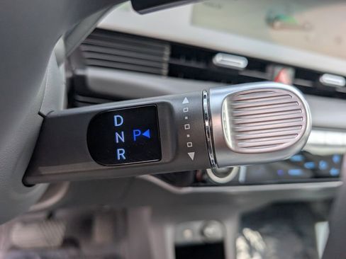 Used 2024 Hyundai Ioniq 5 Limited image 28