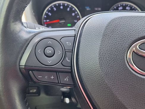 Used 2019 Toyota RAV4 XLE w/ Convenience Package AWD/4WD image 15
