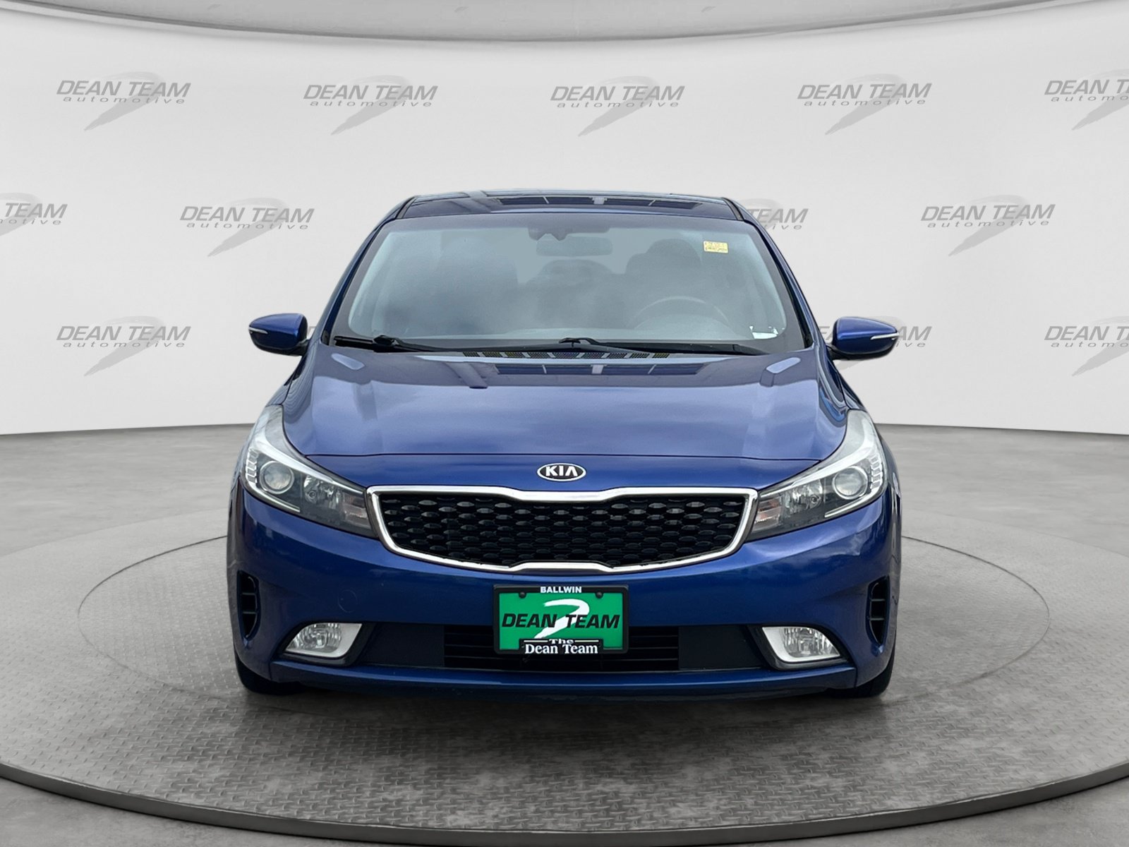 Used 2017 Kia Forte S w/ S Technology Package FWD image 2