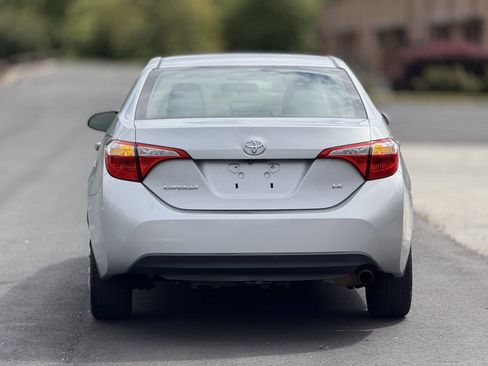 Used 2015 Toyota Corolla LE image 4