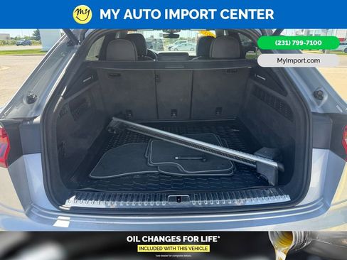Used 2019 Audi Q8 Prestige AWD/4WD image 27