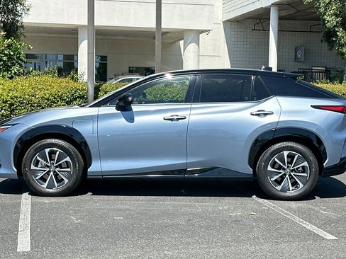 Certified 2023 Lexus RZ 450e Premium w/ Technology Package image 2