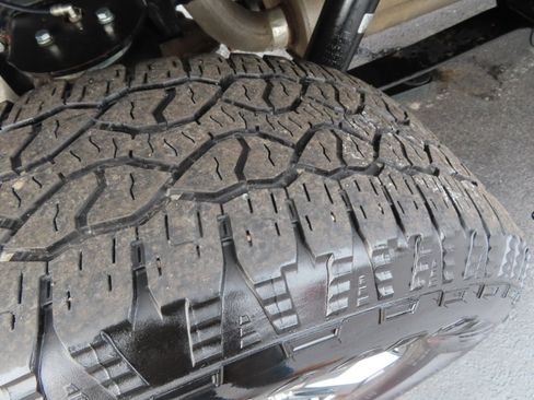 Used 2023 Ford F150 Lariat image 23